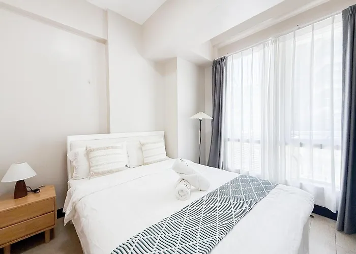 Seaview Unit At Mactan Newtown Opr Punta Engano (Mactan)
